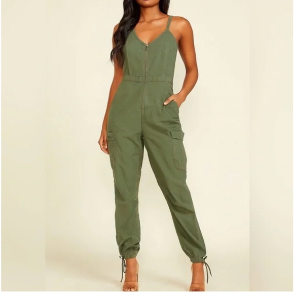 Universal Thread Pants - Universal Thread Army / Olive Green Sleeveless Cargo Jumpsuit Size Medium